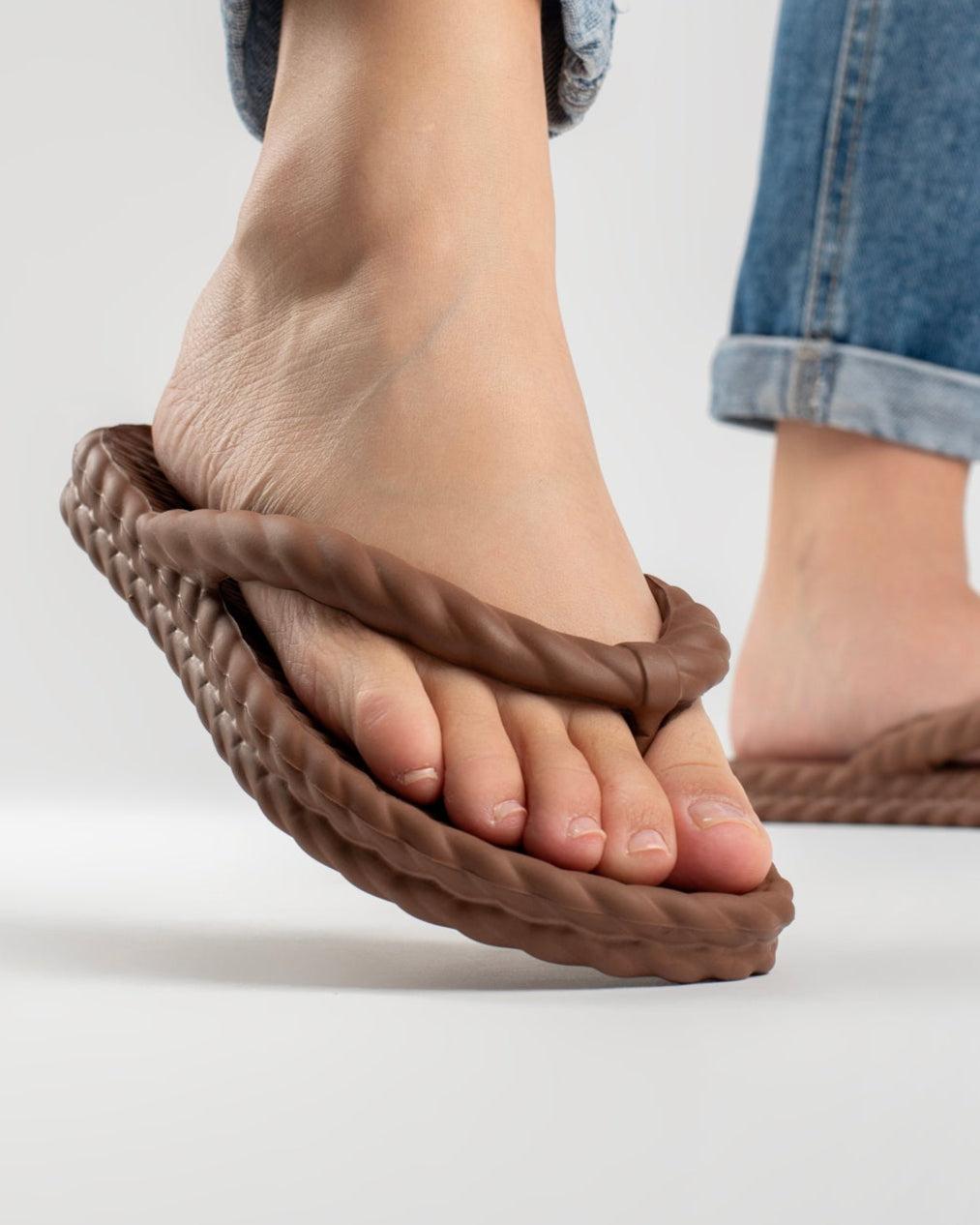 Brown Braid Chinelo Feminino