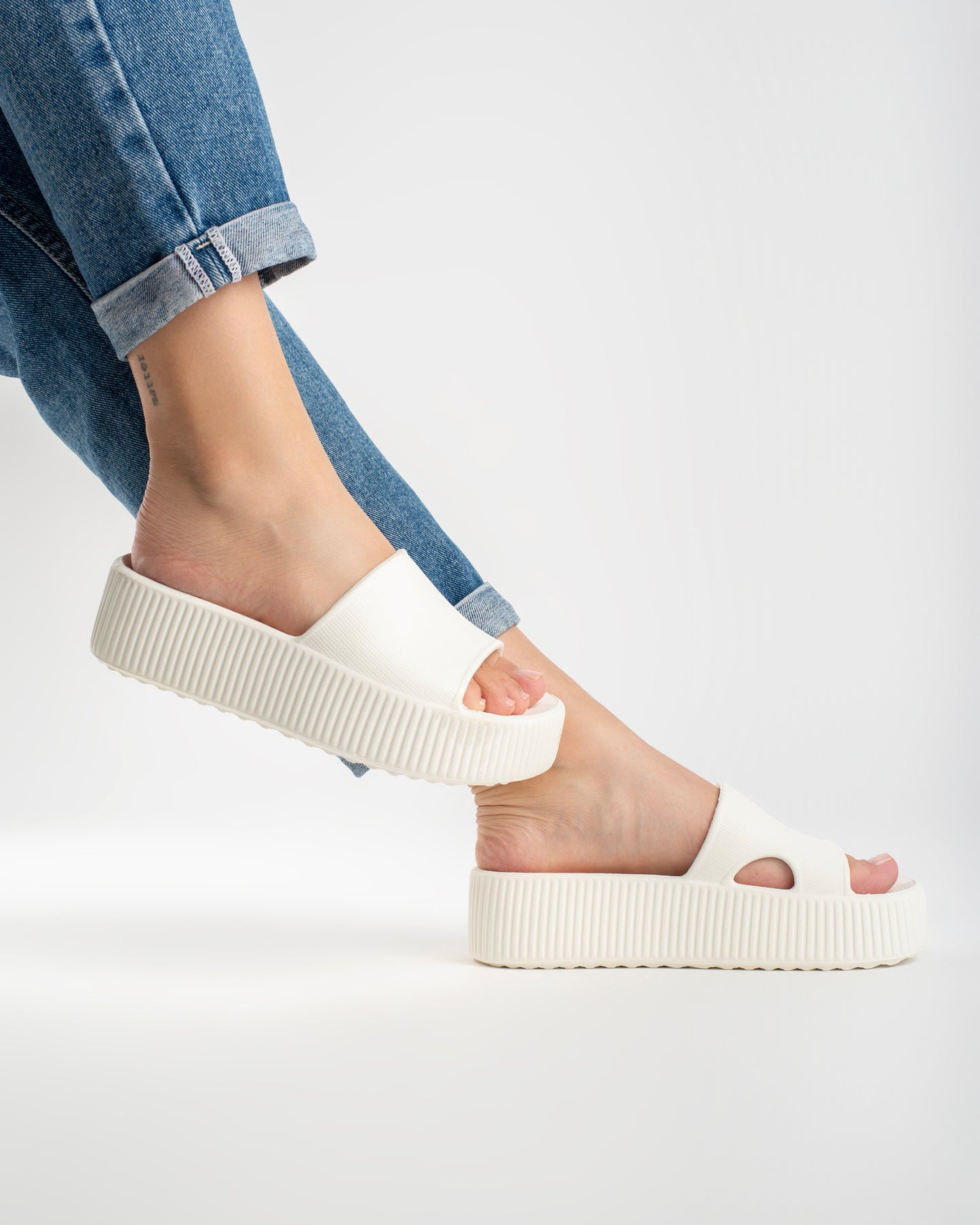 White Pillow Chinelo Slide Tamanco Feminino