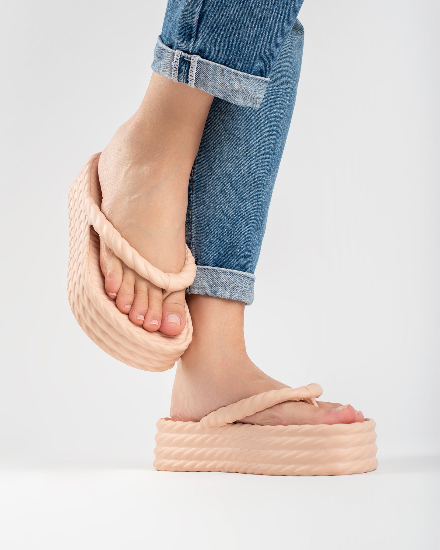 Cream Four Braid Sandália Plataforma Feminino