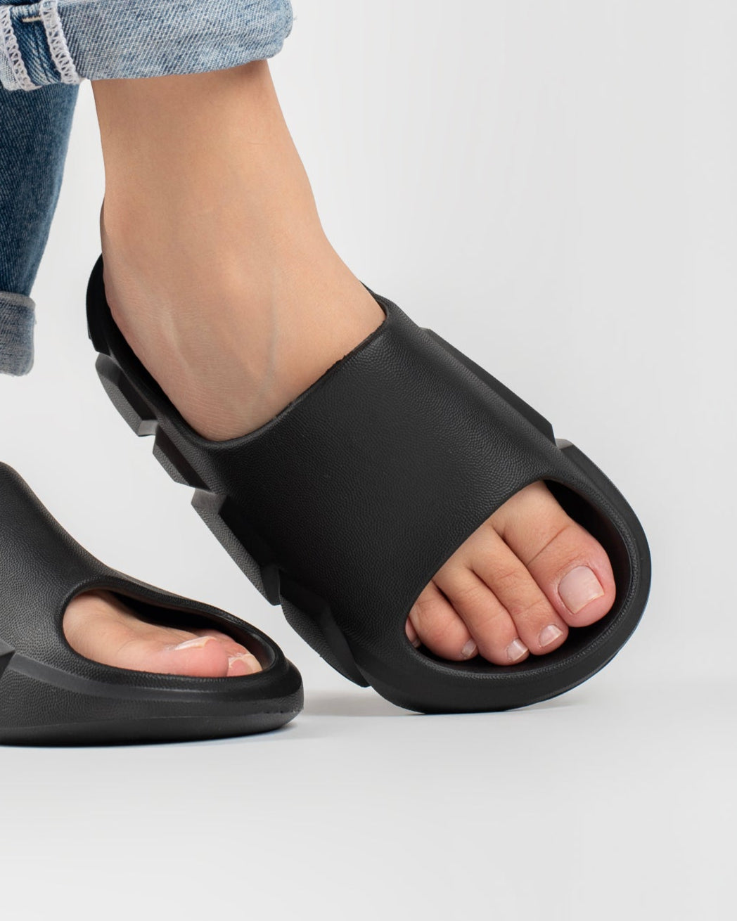 Black Gravix Chinelo Slide Feminino