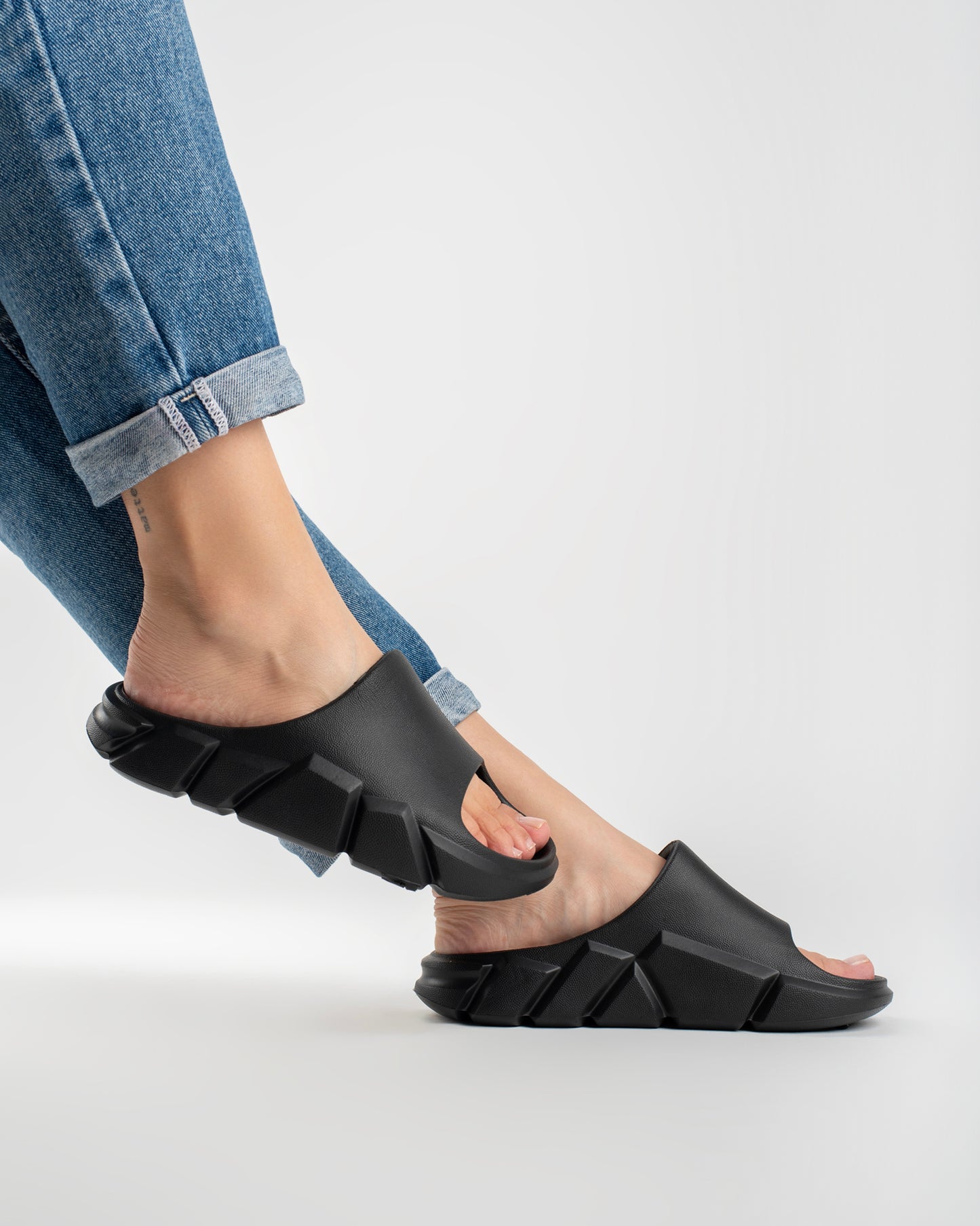 Black Gravix Chinelo Slide Feminino