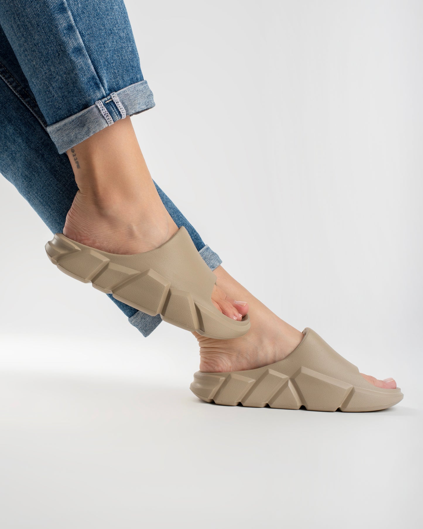 Beige Gravix Chinelo Slide Feminino
