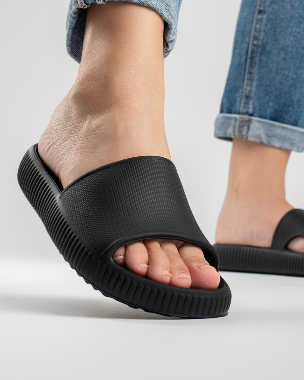 Black Cloud Chinelo Slide Feminino