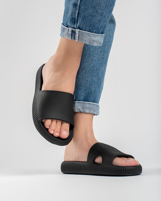 Black Cloud Chinelo Slide Feminino