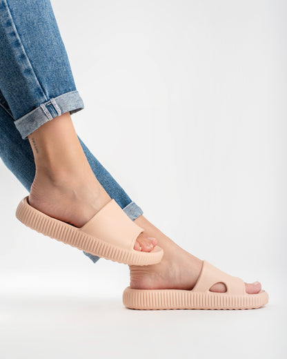 Cream Cloud Chinelo Slide Feminino