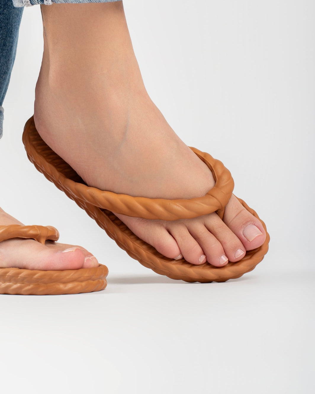Caramel Braid Chinelo Feminino