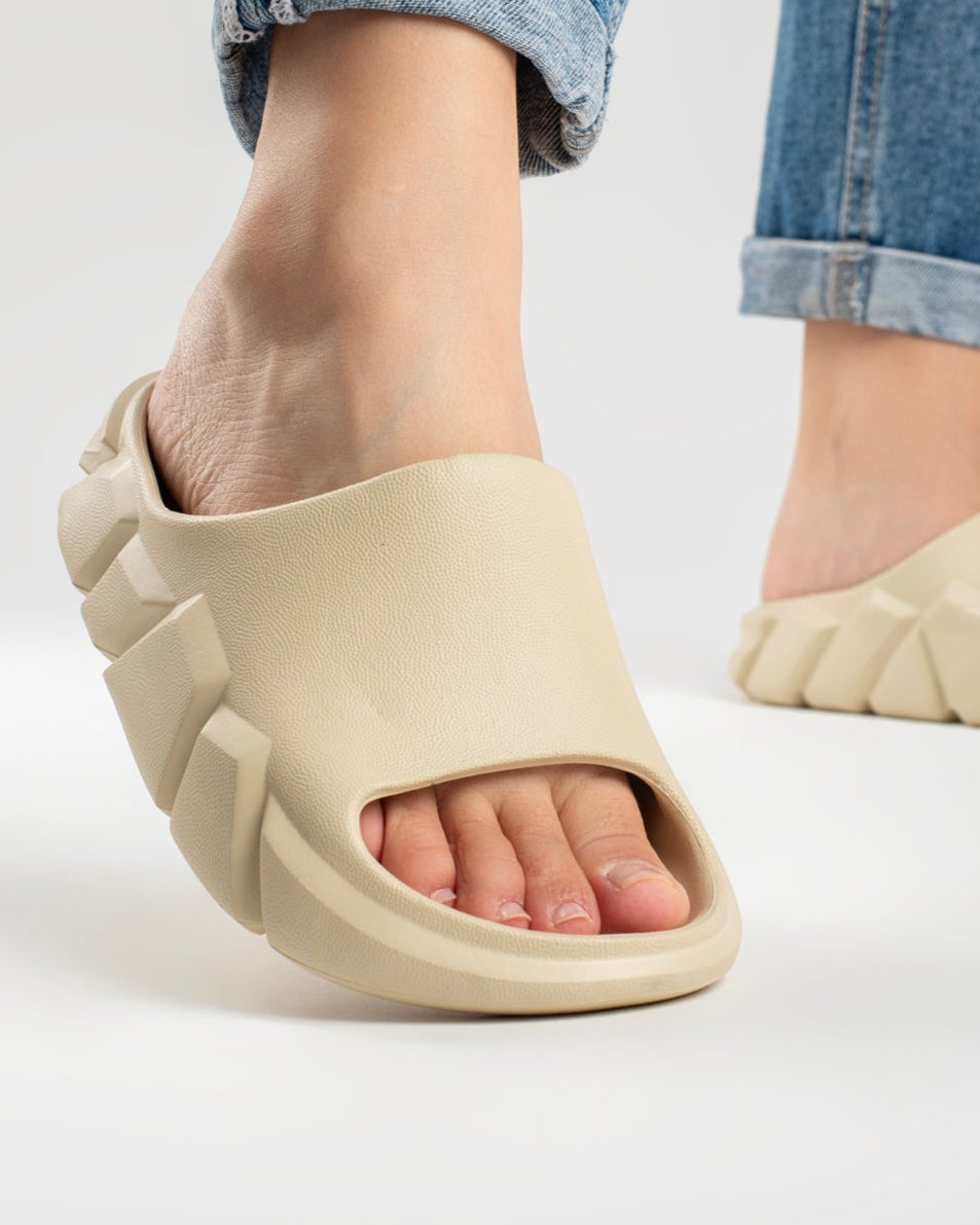 Cream Gravix Chinelo Slide Feminino