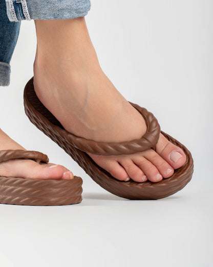 Brown Three Braid Sandália Plataforma Feminino